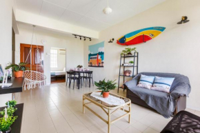 EE's Surfer's House - Seaview, 3 min walk to beach